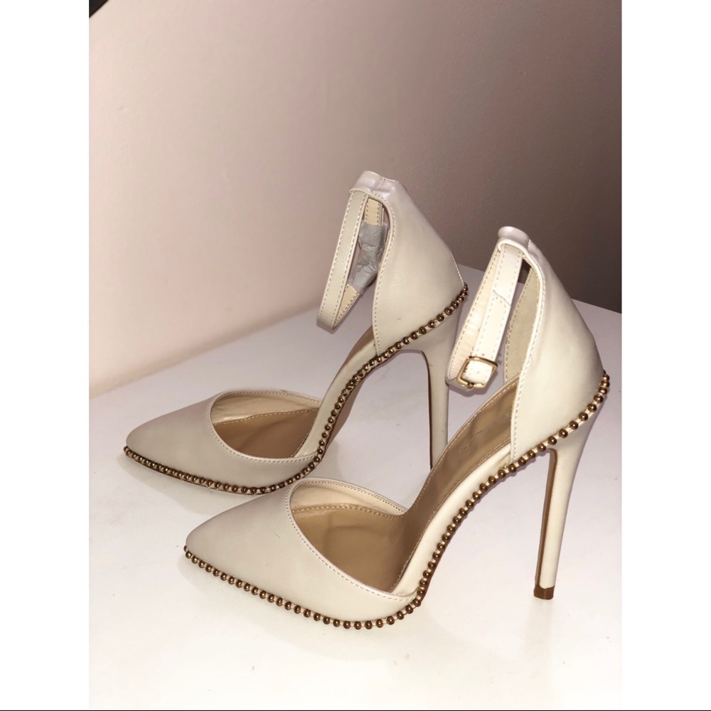 Shoe Dazzle Mireya Studded Pump in Nude